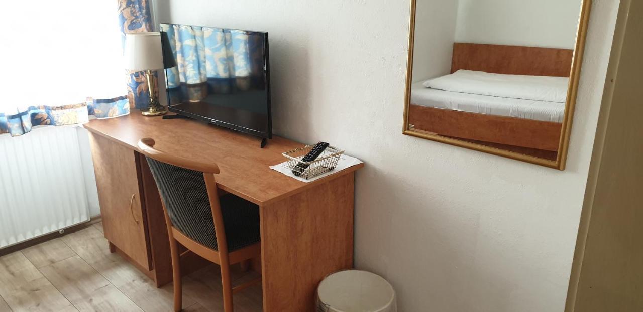 Hotel Gaya Бад Зоден ам Таунус Екстериор снимка